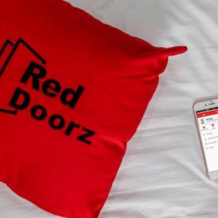 Reddoorz Plus Near Batam City Square Exterior foto