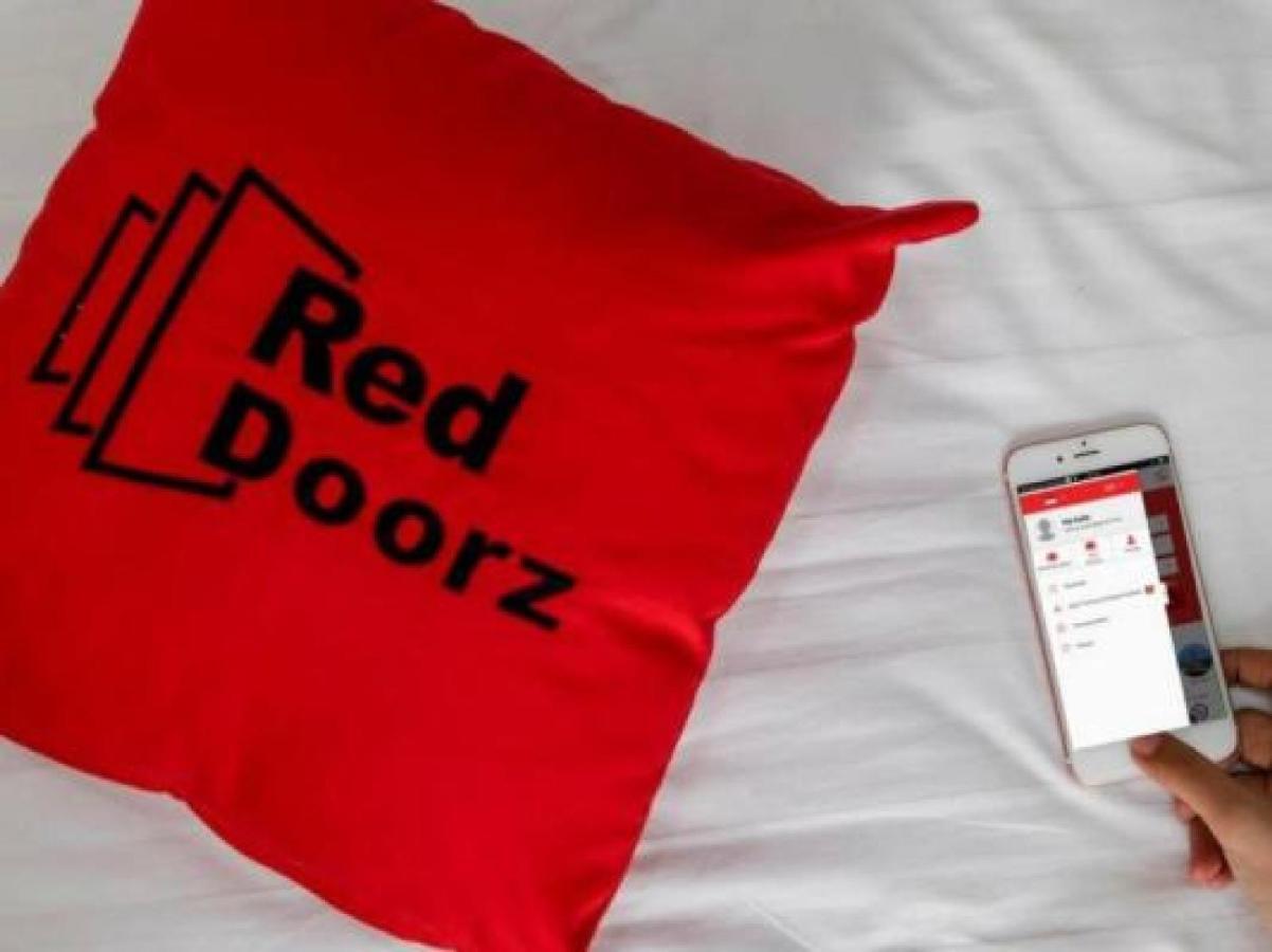 Reddoorz Plus Near Batam City Square Exterior foto